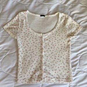 BRANDY MELVILLE white floral zelly top✨